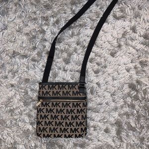Michael Kors Crossbody Bag